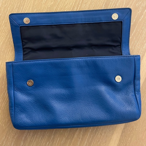 MARC BY MARC JACOBS 'Jemma' Pebbled Leather Clutch - Picture 3 of 4